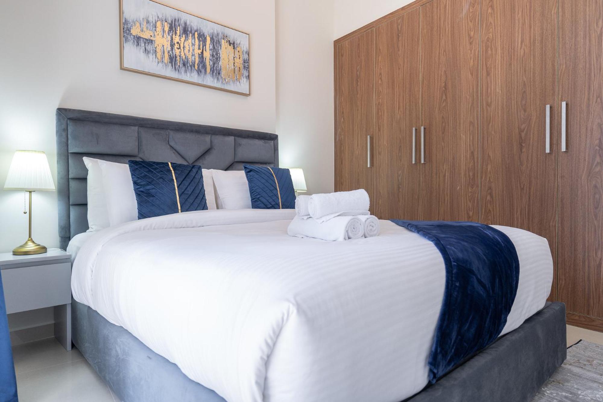 Dunya Tower Luxury And 2 Min Walk To Dubai Mall And Burj Khalifa In Heart Of Downtown Exterior foto
